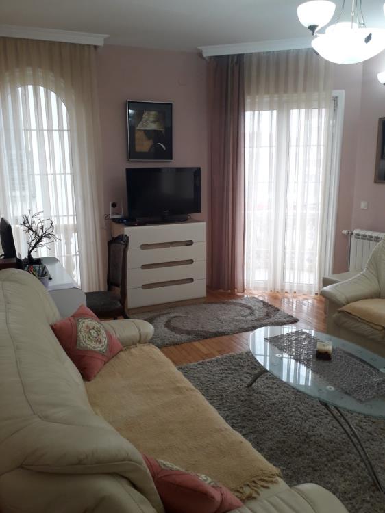 Prodaja, Stambeno-poslovni prostor, Jagodina, Centar 2