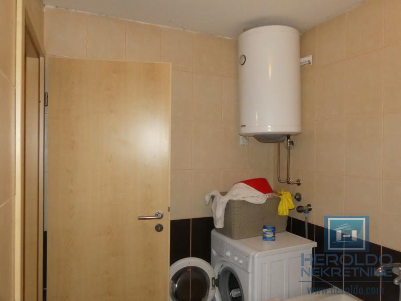 Prodaja stana – Najbolja lokacija! Idealno za porodicu i investiciju 13