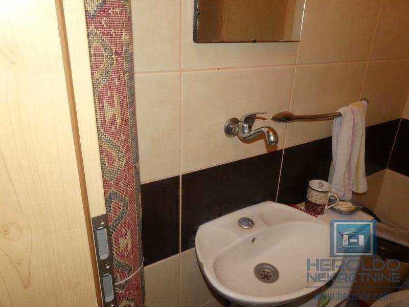 Prodaja stana – Najbolja lokacija! Idealno za porodicu i investiciju 5