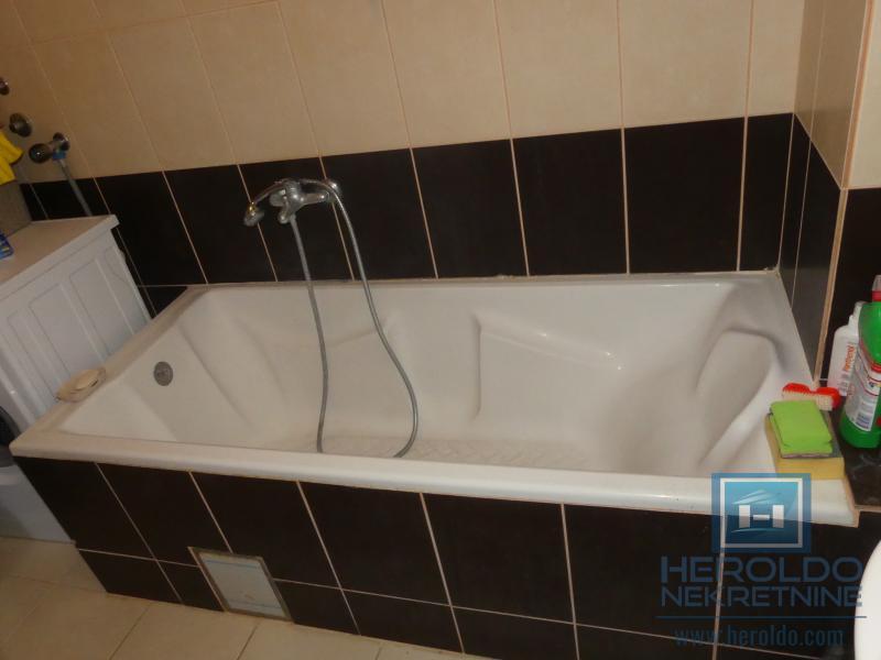 Prodaja stana – Najbolja lokacija! Idealno za porodicu i investiciju 14