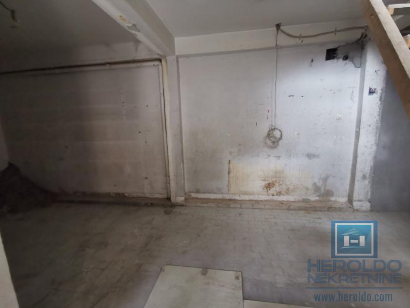 Prostran poslovni prostor 3