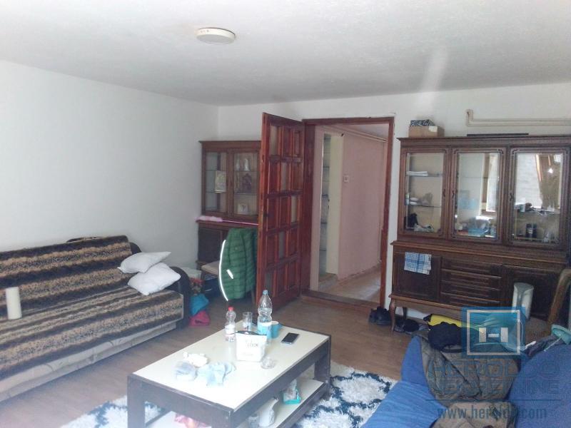 Prostrana kuća za adaptaciju 29