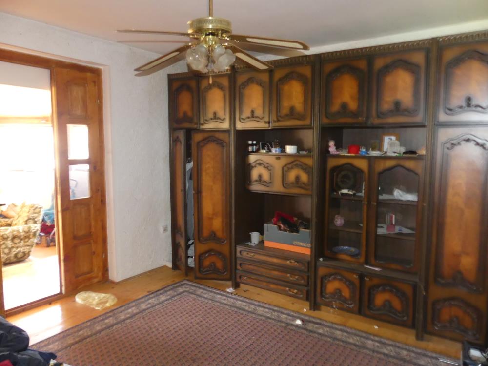 Prostrana seoska kuća u Majuru 9