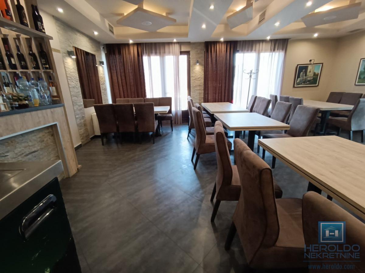 Restoran sa kompletnim inventarom 6