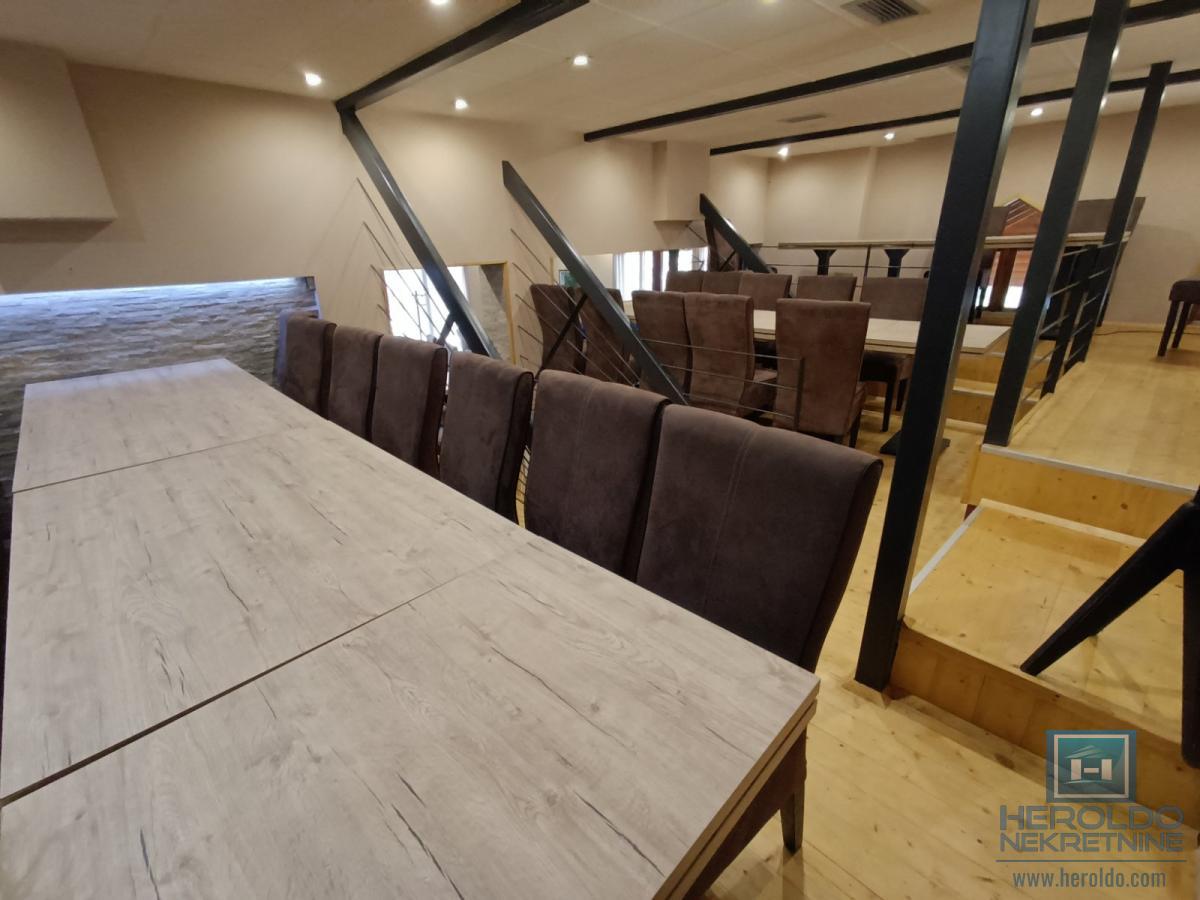 Restoran sa kompletnim inventarom 11