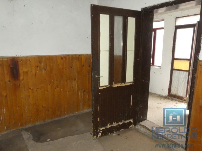 Seoska kuća u Dragocvetu 8