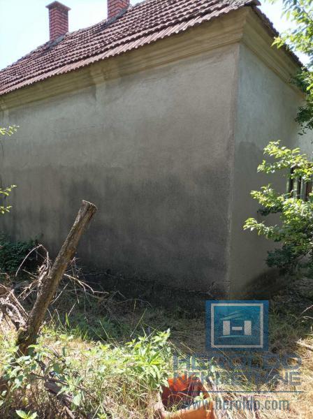 Seosko domaćinstvo u selu Rujište 12