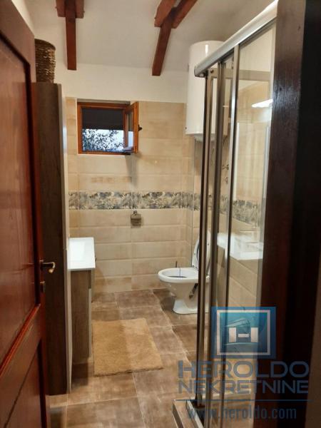 Seosko gazdinstvo, Kragujevac, Velike Pčelice 29