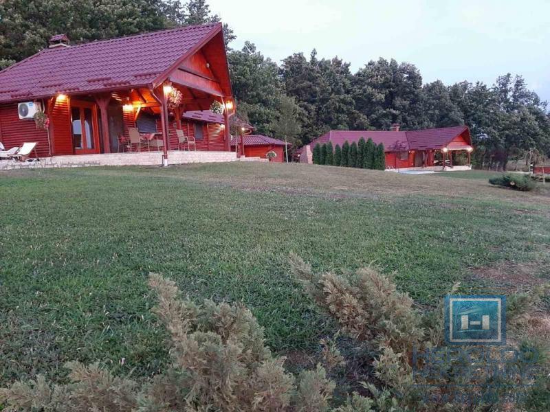 Seosko gazdinstvo, Kragujevac, Velike Pčelice 4