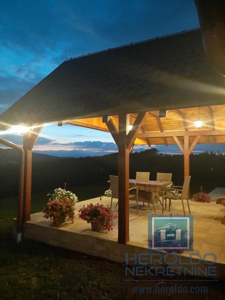 Seosko gazdinstvo, Kragujevac, Velike Pčelice 15