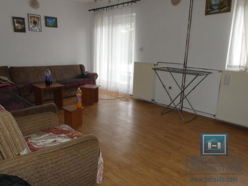 spratna kuća na Štipljanskom putu 12