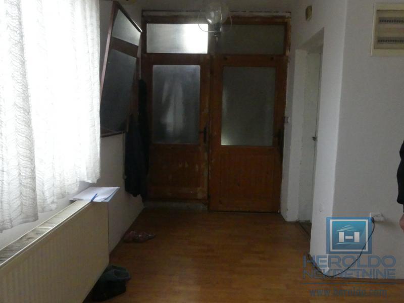 spratna kuća na Štipljanskom putu 9