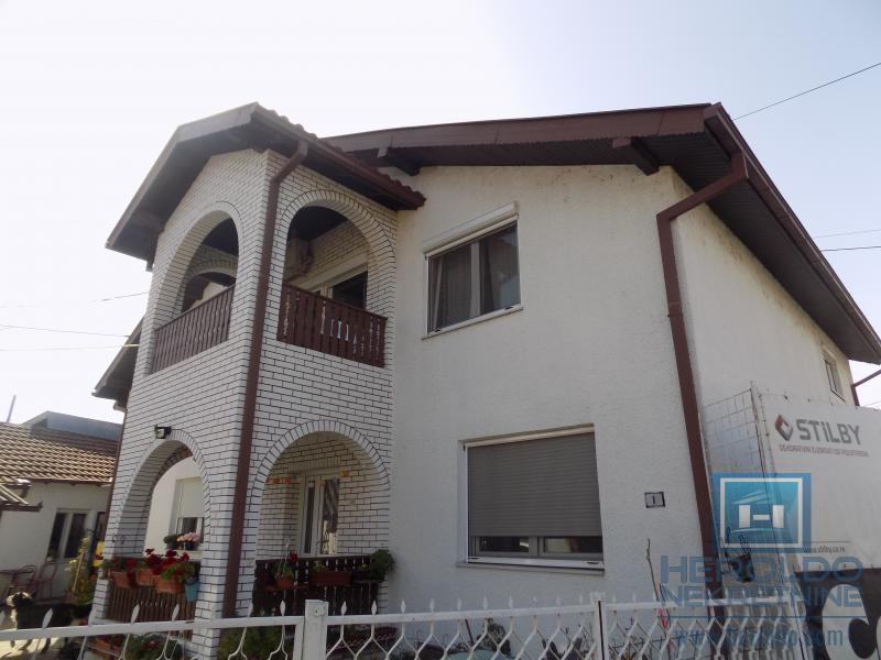 Sređena kuća blizu centra grada 2