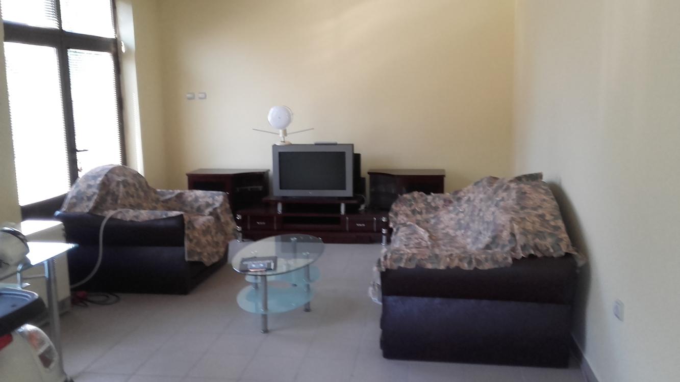 Stambeno-poslovni objekat na dobroj lokaciji 1