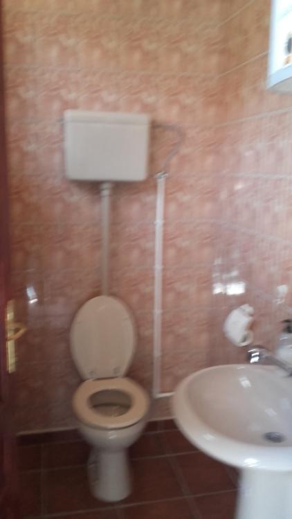 Stambeno-poslovni objekat na dobroj lokaciji 2