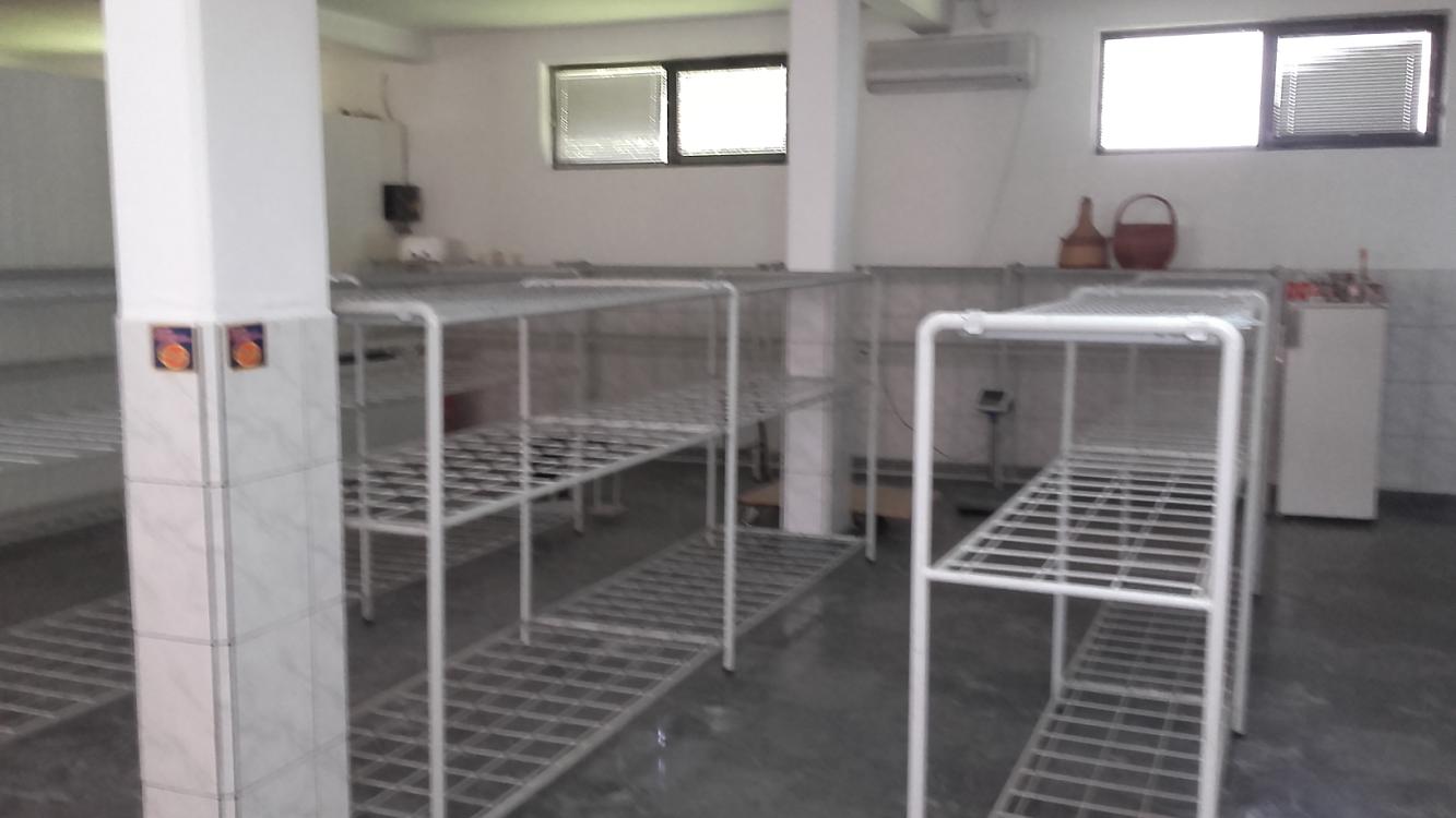 Stambeno-poslovni objekat na dobroj lokaciji 4