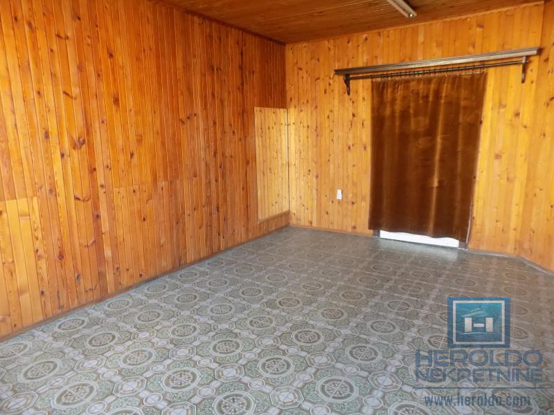 Stambeno poslovni objekat u Ćupriji 11