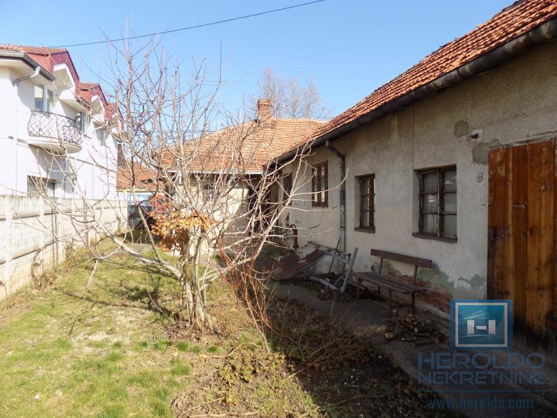 Stambeno poslovni objekat u Ćupriji 5