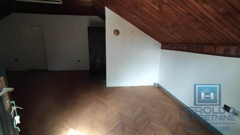 Stambeno poslovni prostor 5