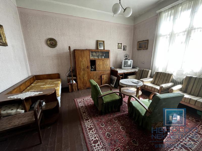 Stara aristokratska kuća 11