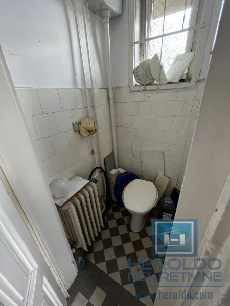 Stara aristokratska kuća 17