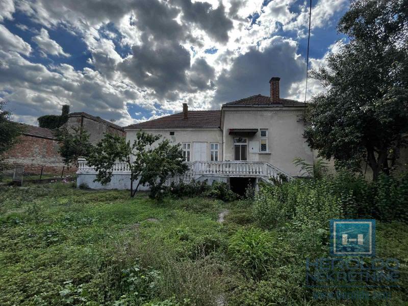 Stara aristokratska kuća 19