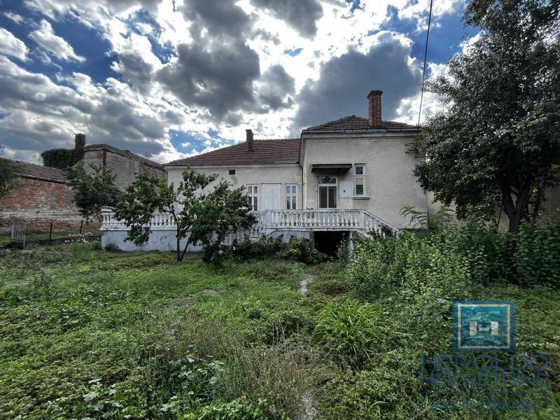 Stara aristokratska kuća 21