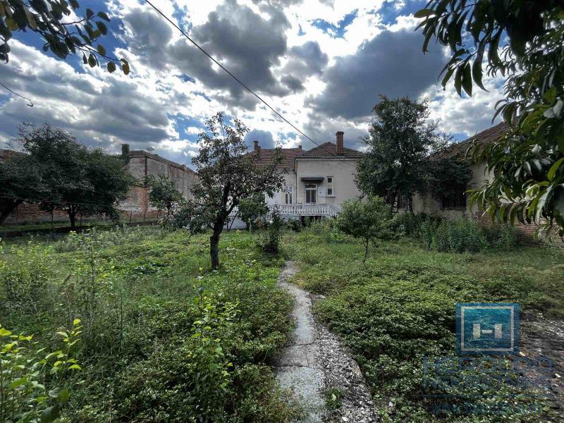 Stara aristokratska kuća 22