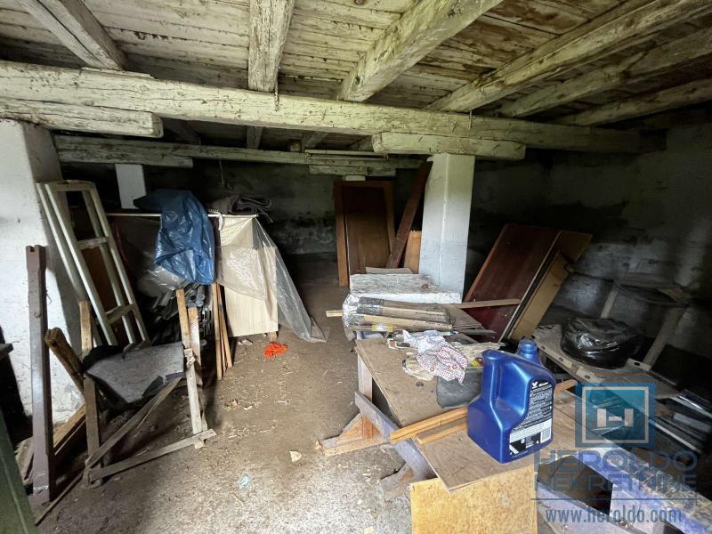 Stara aristokratska kuća 25