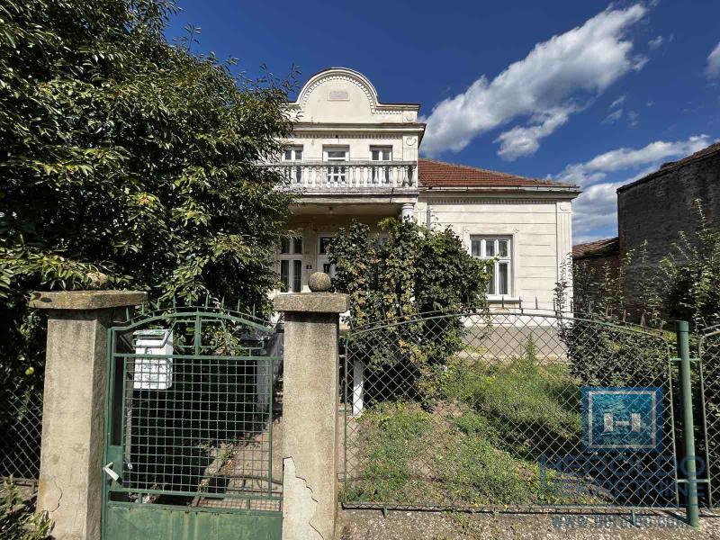 Stara aristokratska kuća 2