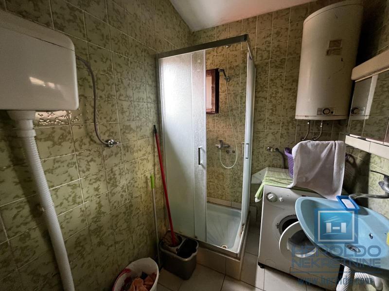 Troiposoban stan u kući, Kajsijar 4