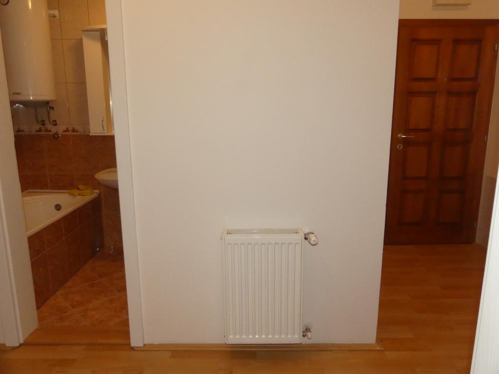 Trosoban stan na prodaju 7