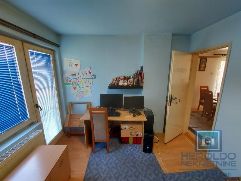 Trosoban stan na Sarinoj Međi, Jagodina 14