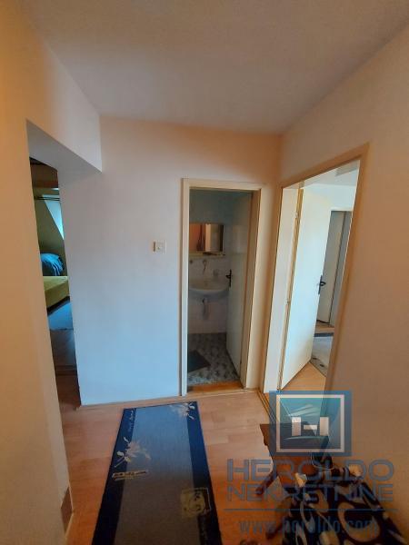 Trosoban stan na Sarinoj Međi, Jagodina 10