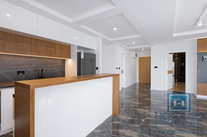 Unique luxury penthouse, Jagodina 7