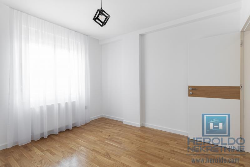 Unique luxury penthouse, Jagodina 21