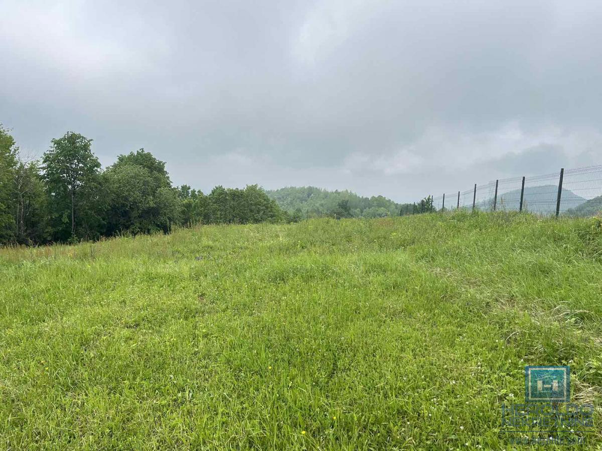 Vikendica na planini Crni Vrh 8