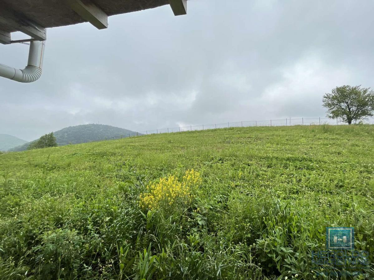 Vikendica na planini Crni Vrh 2