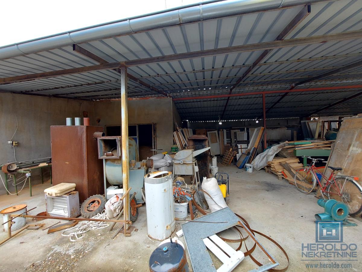 Višenamenska hala na prodaju u Siokovcu 19