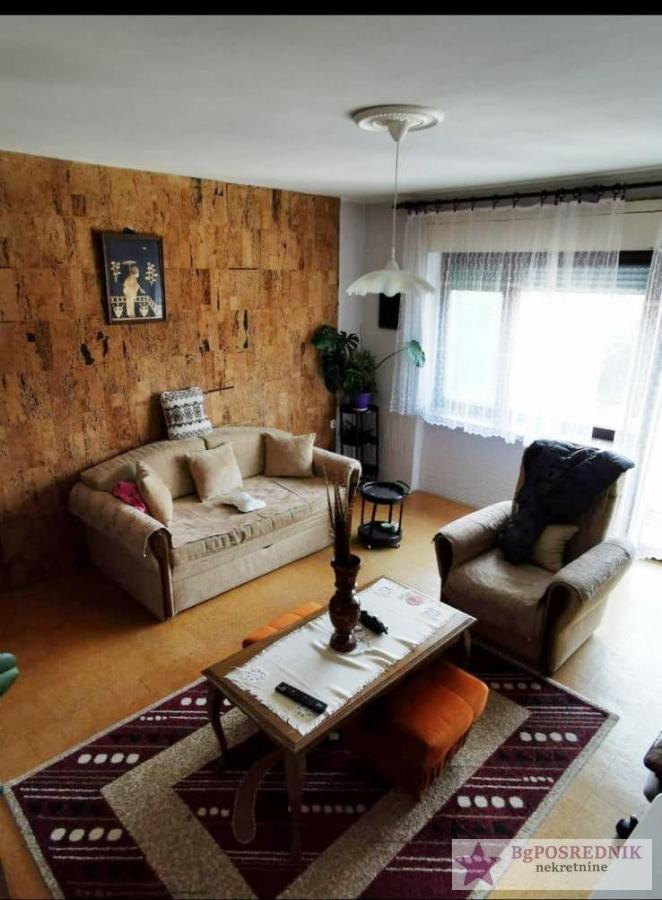 Inđija, Širi centar, Ratka Pavlovića, 200m2 2