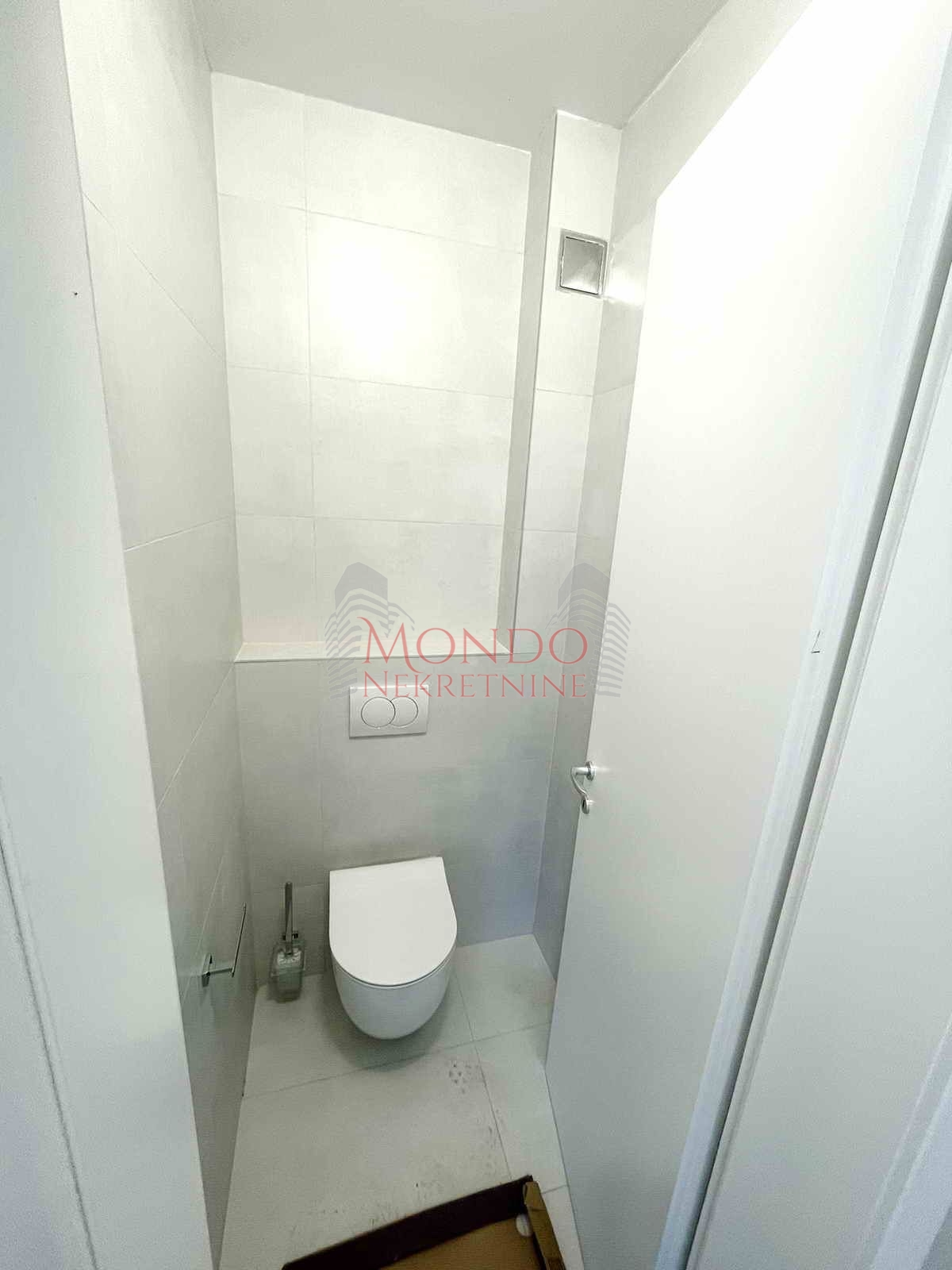  Lokal u samom centru, parking, cg, Niš 13