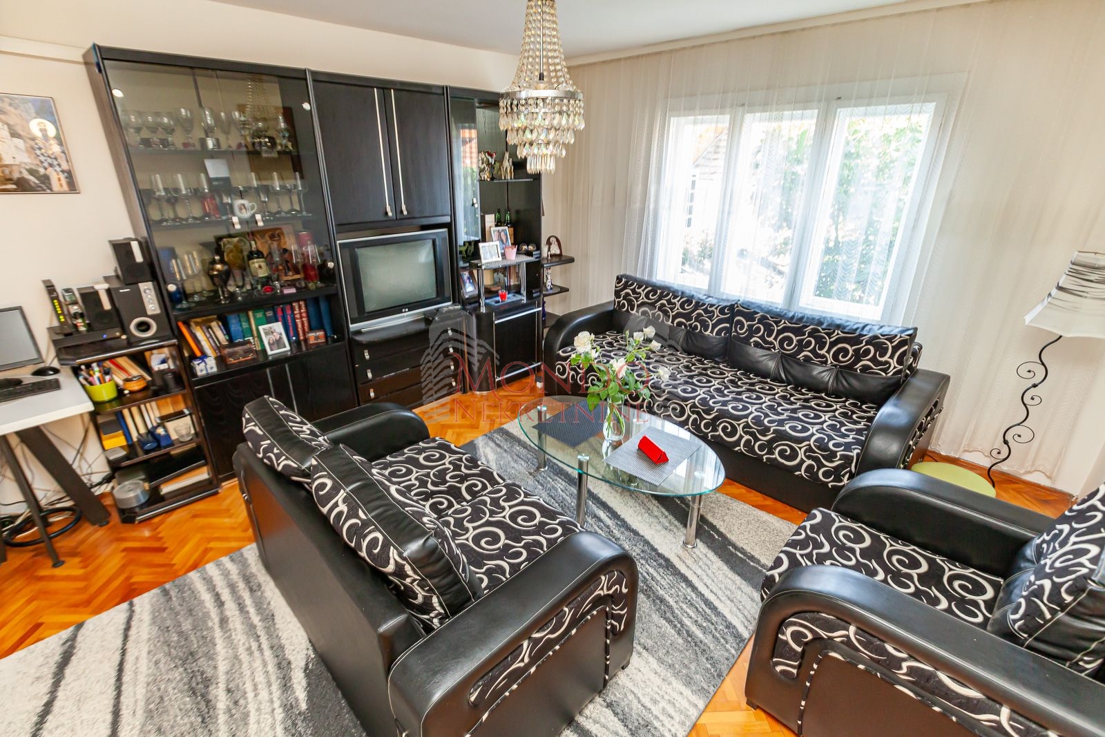 Dvospratna kuća na trošarini, ta,, Niš 1