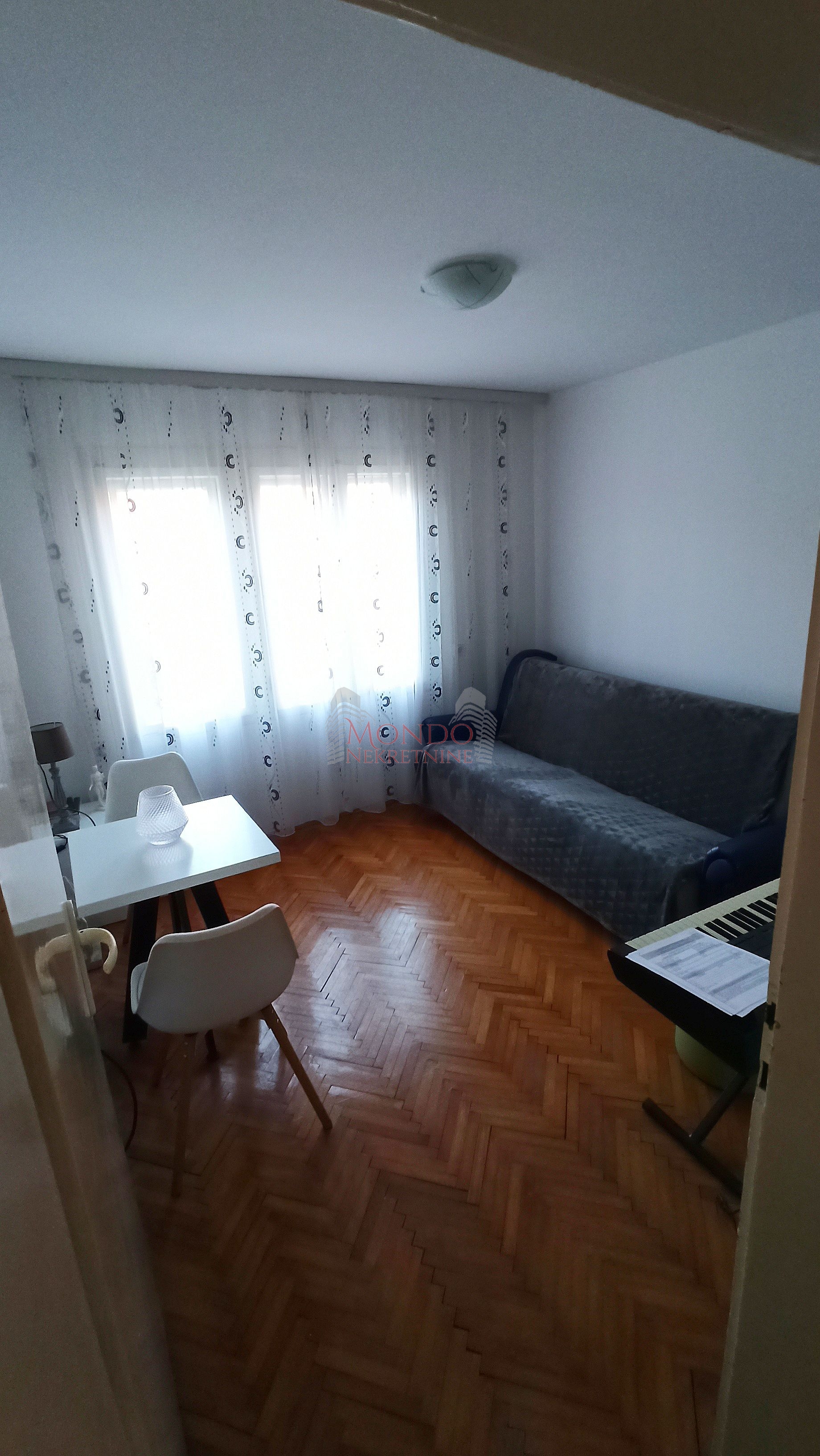 Dvospratna kuća na trošarini, ta,, Niš 10