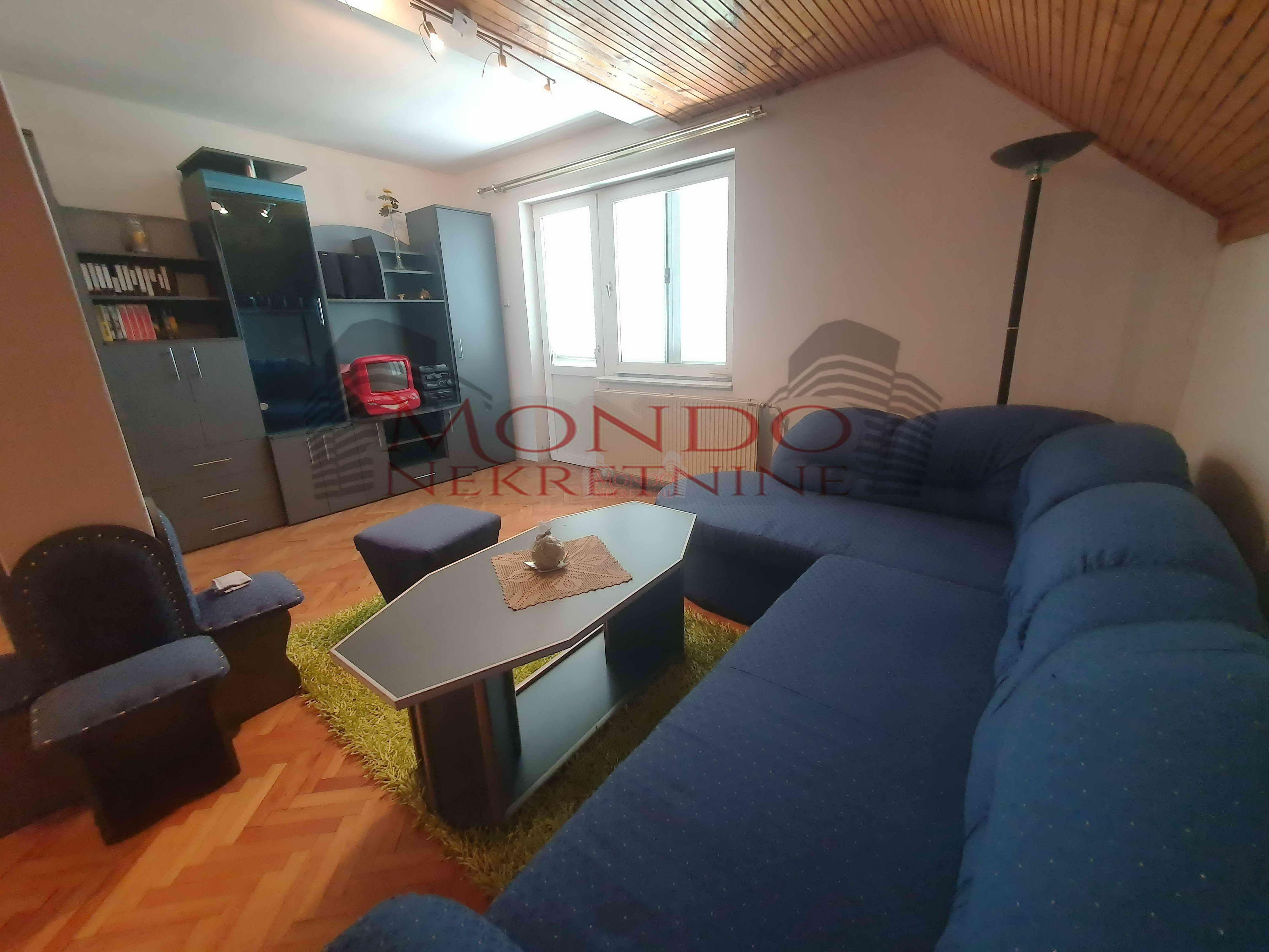 Prodaja kuće u okolini Niša, 450m2, plac 10 ari  16