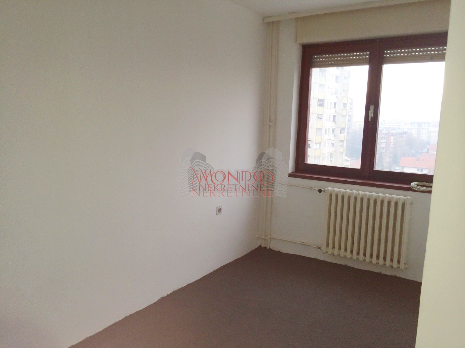 3.0 soban, Bulevar Nemanjića 9