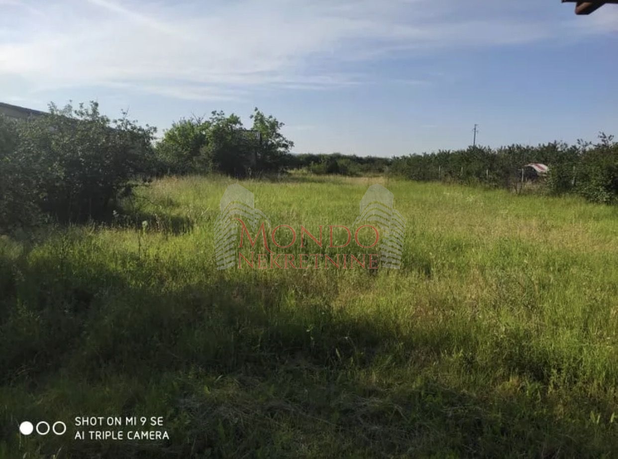 Na prodaju kuca, Aleksandrovo, 60m2, 20ari 7