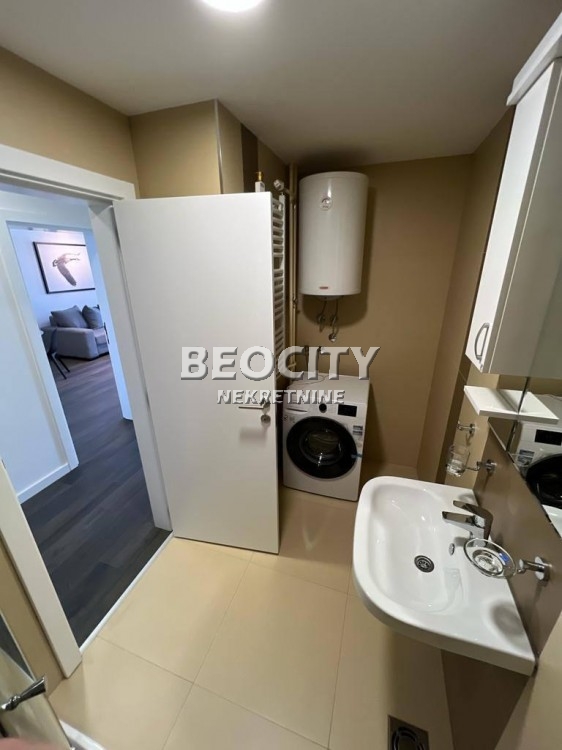 Dvosoban stan, 55 m2, Centar ID: 104638 10