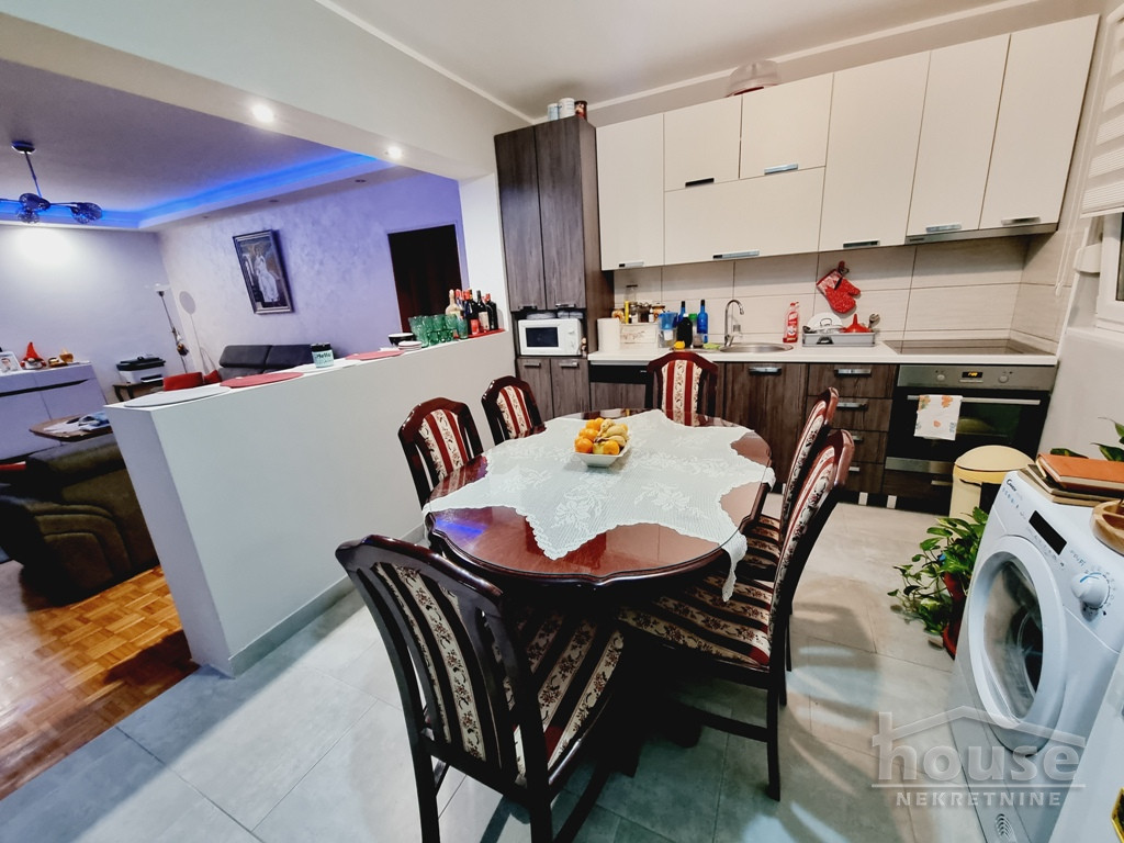 Stan,NOVI SAD,BULEVAR 95m2,236900€ , ID: 1060061 6