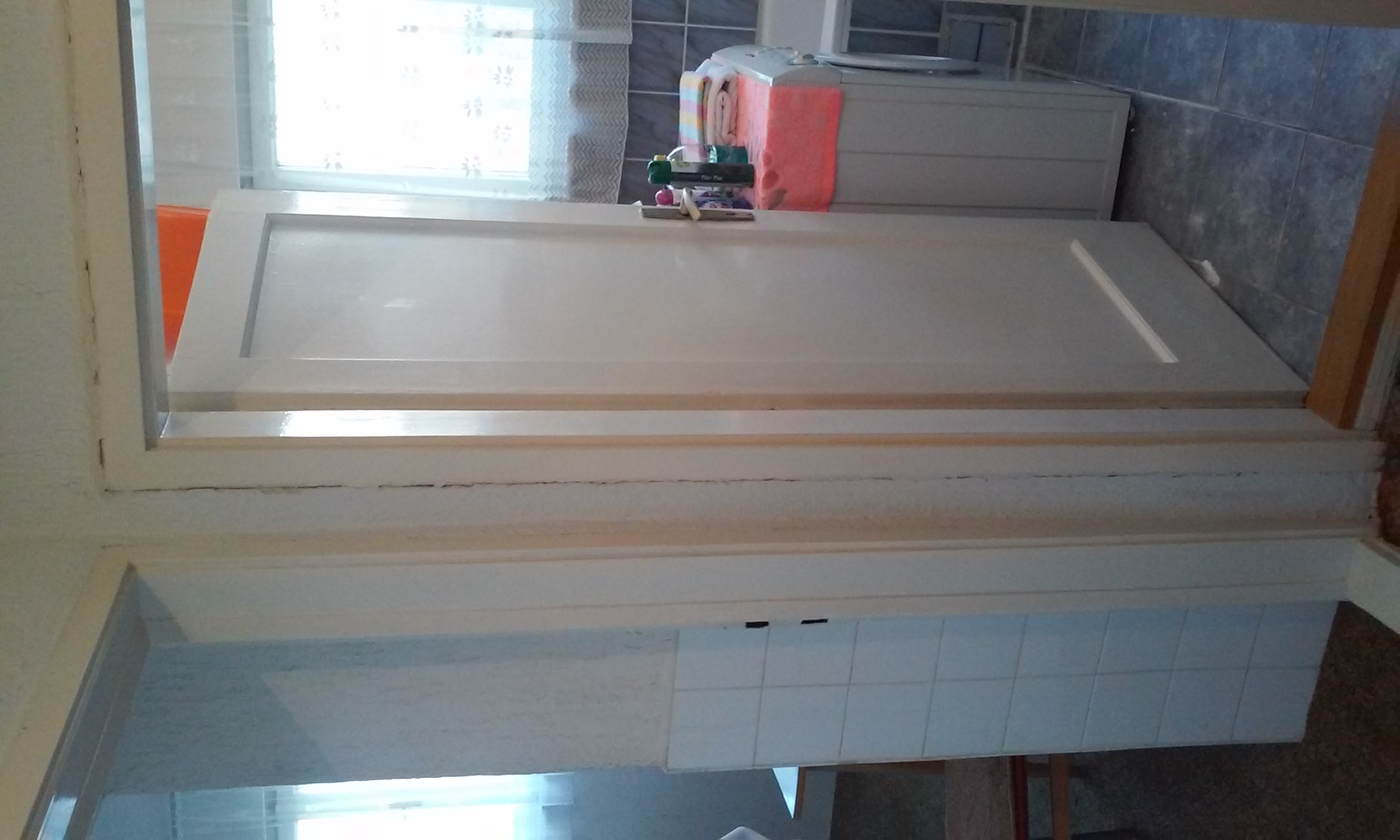 Beočin  centar  stan 70kvm  60 000e  Vojka Jevtić 064 122 72 71 9