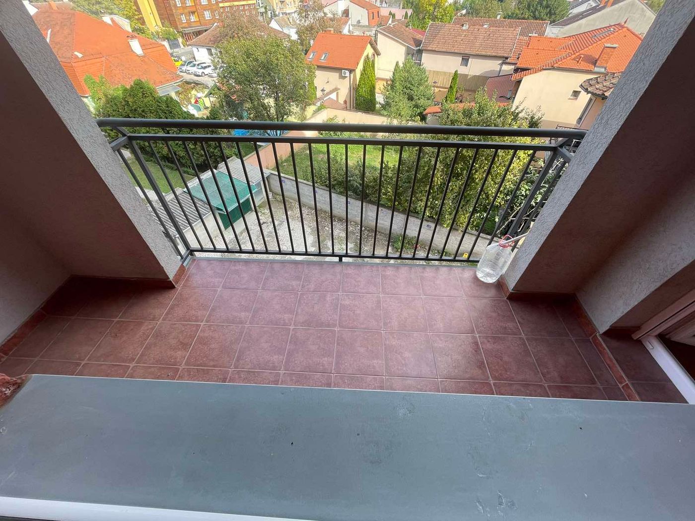 Odlična prilika  Renoviran i useljiv stan na Bulevaru Evrope 5